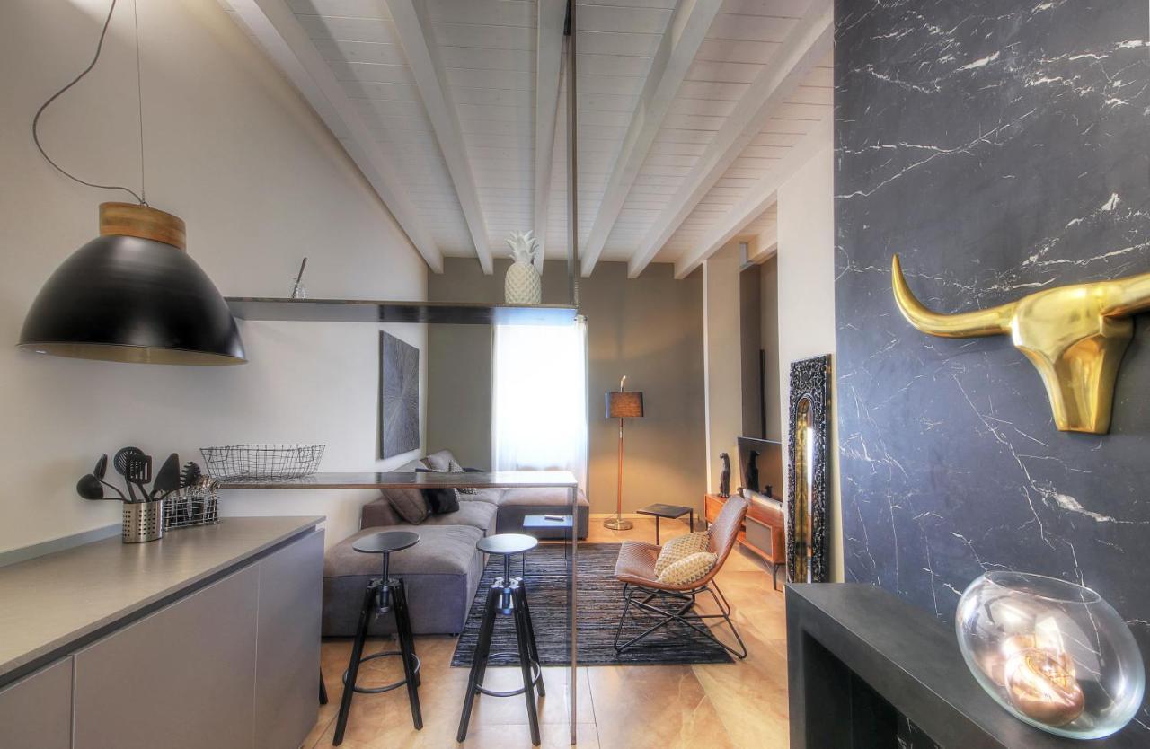 Urban Central Suites Cagliari Exteriör bild