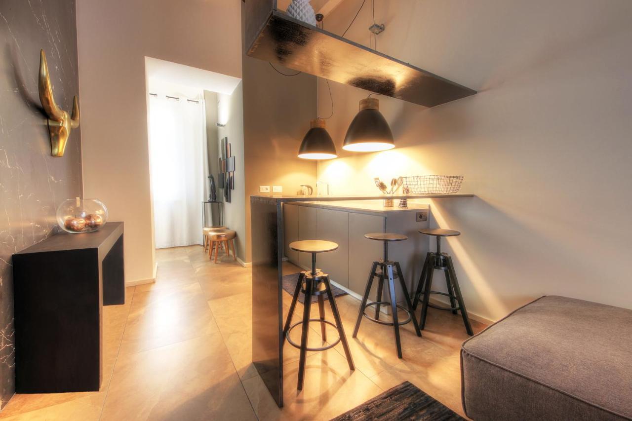 Urban Central Suites Cagliari Exteriör bild